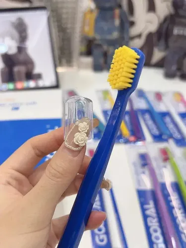 Cepillo De Dientes Gooral 5460 Ultrasoft. Pack 12 Unidades Multicolor 9
