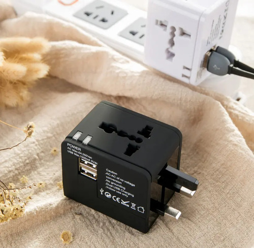 Adaptador Enchufe Universal Negro Tecnolab Tl354 Con Usb Viajes Brasil 6